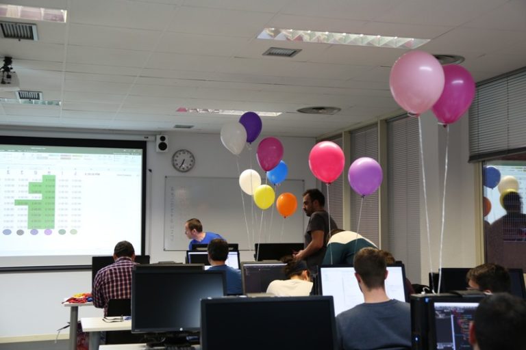 El éxito de nuestros alumnos en ProgramaMe: práctica, trabajo en equipo y espíritu de superación 1 dos