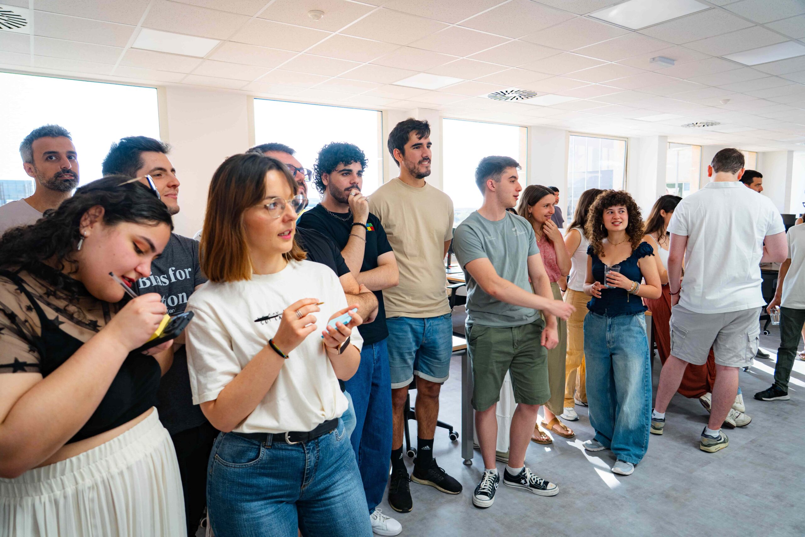 ¡Ya hemos empezado! Lingokids arranca operaciones en el Project Center de U-tad 2 Icebreaking Lingo Kids-7