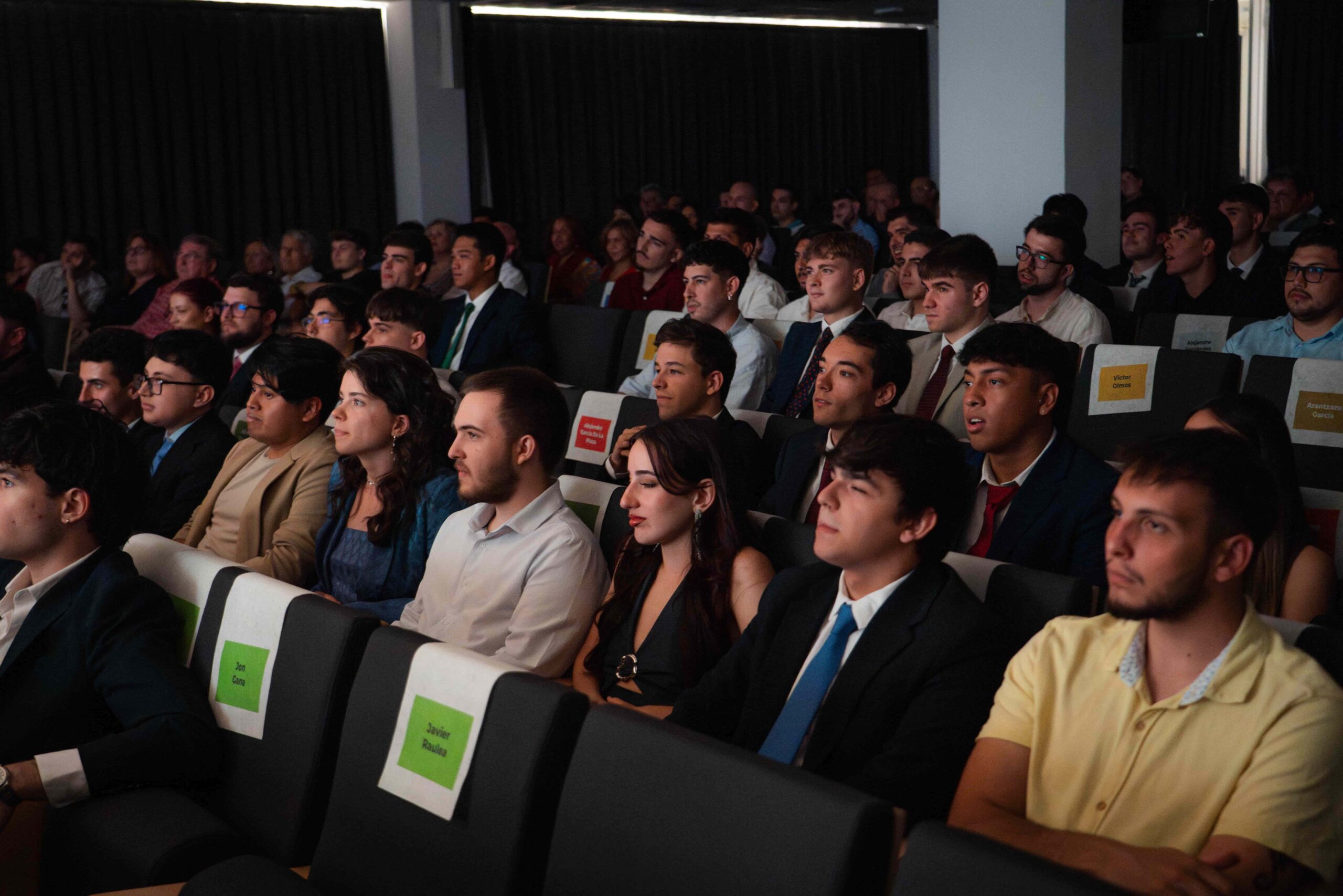 U-tad celebra la graduación de los alumnos de Ciclos Formativos 2025 6 Graduación Ciclos 253