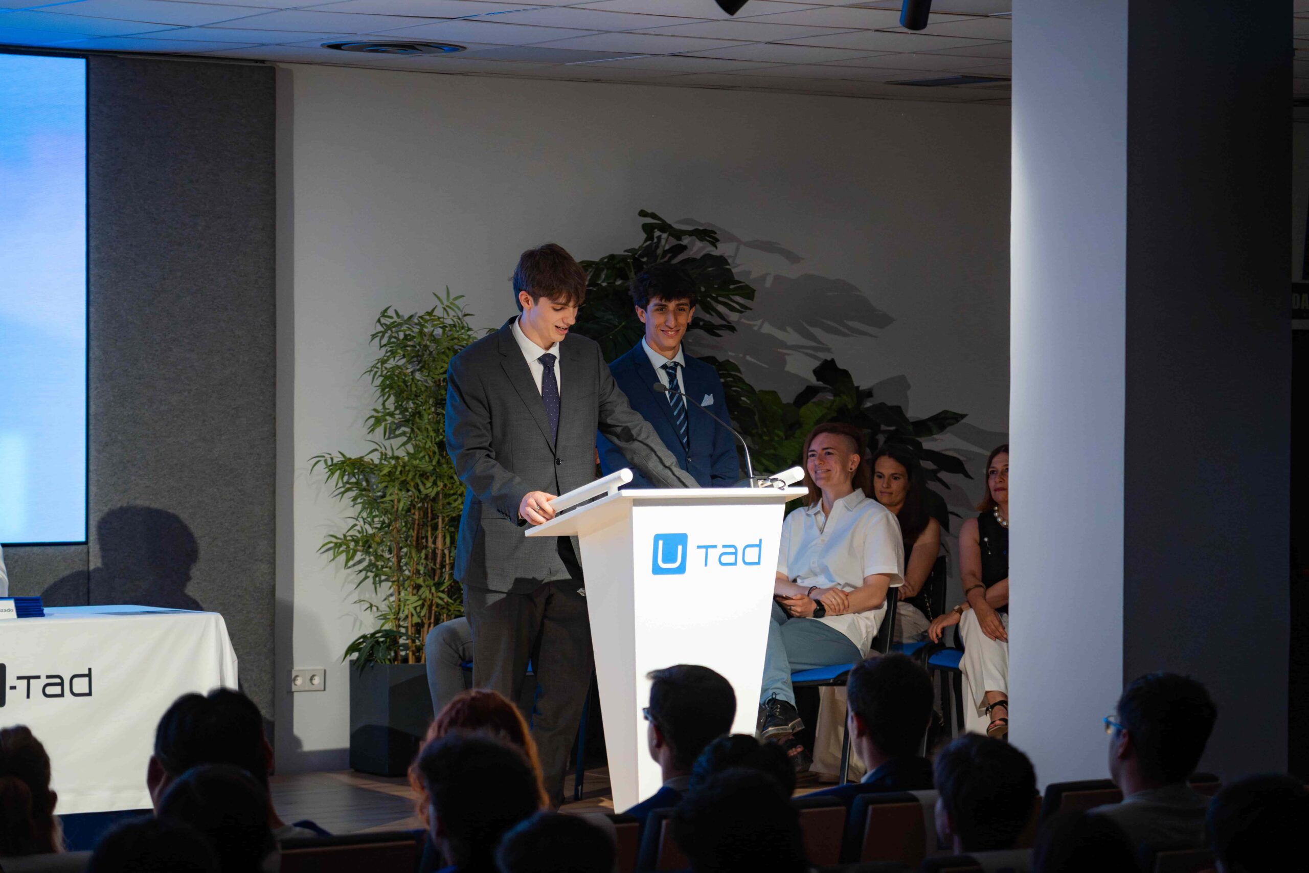 U-tad celebra la graduación de los alumnos de Ciclos Formativos 2025 7 Graduación Ciclos 257