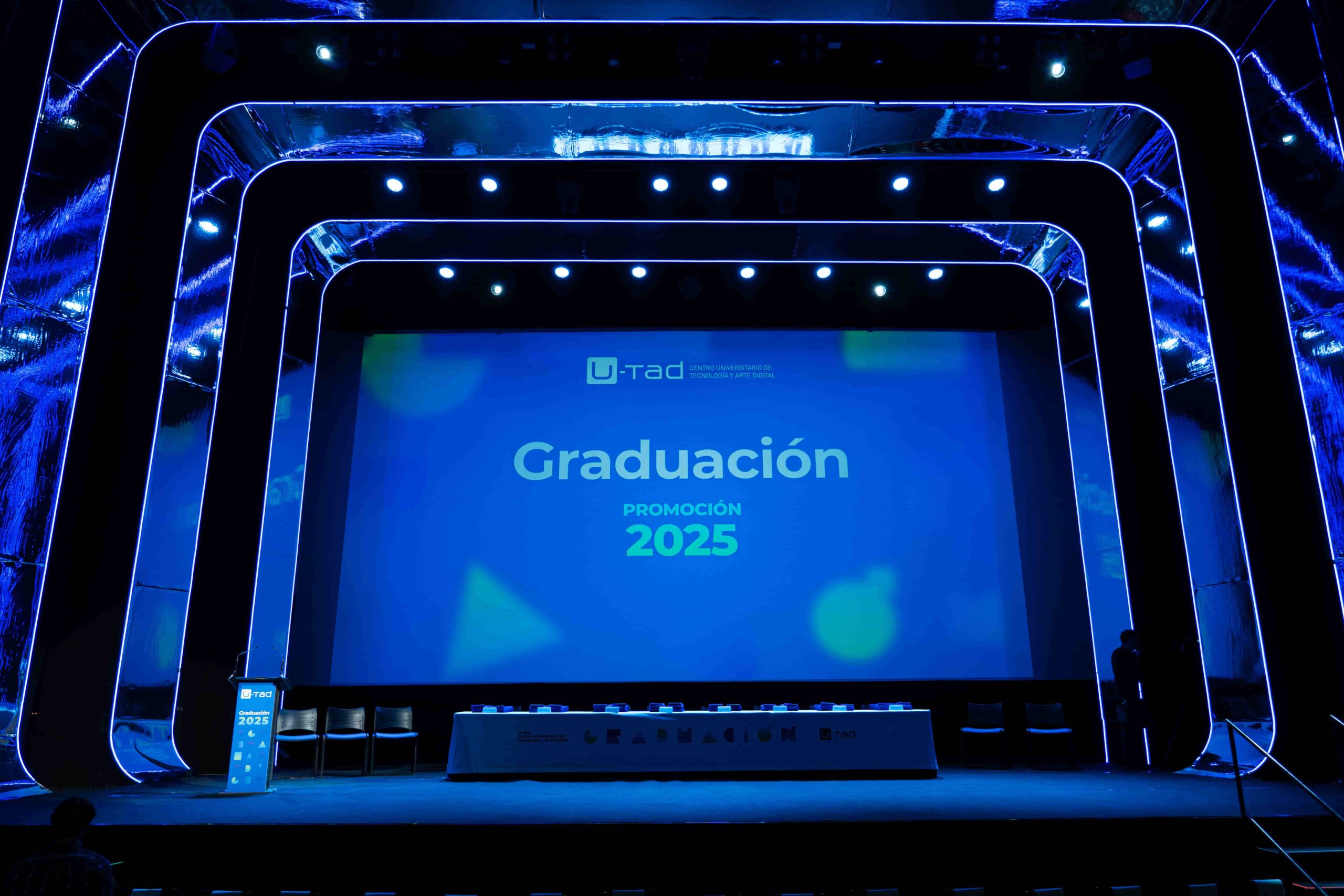 Enhorabuena a la Promoción de 2025 2 Graduación Grados 6 y 7 Junio-1 (1)