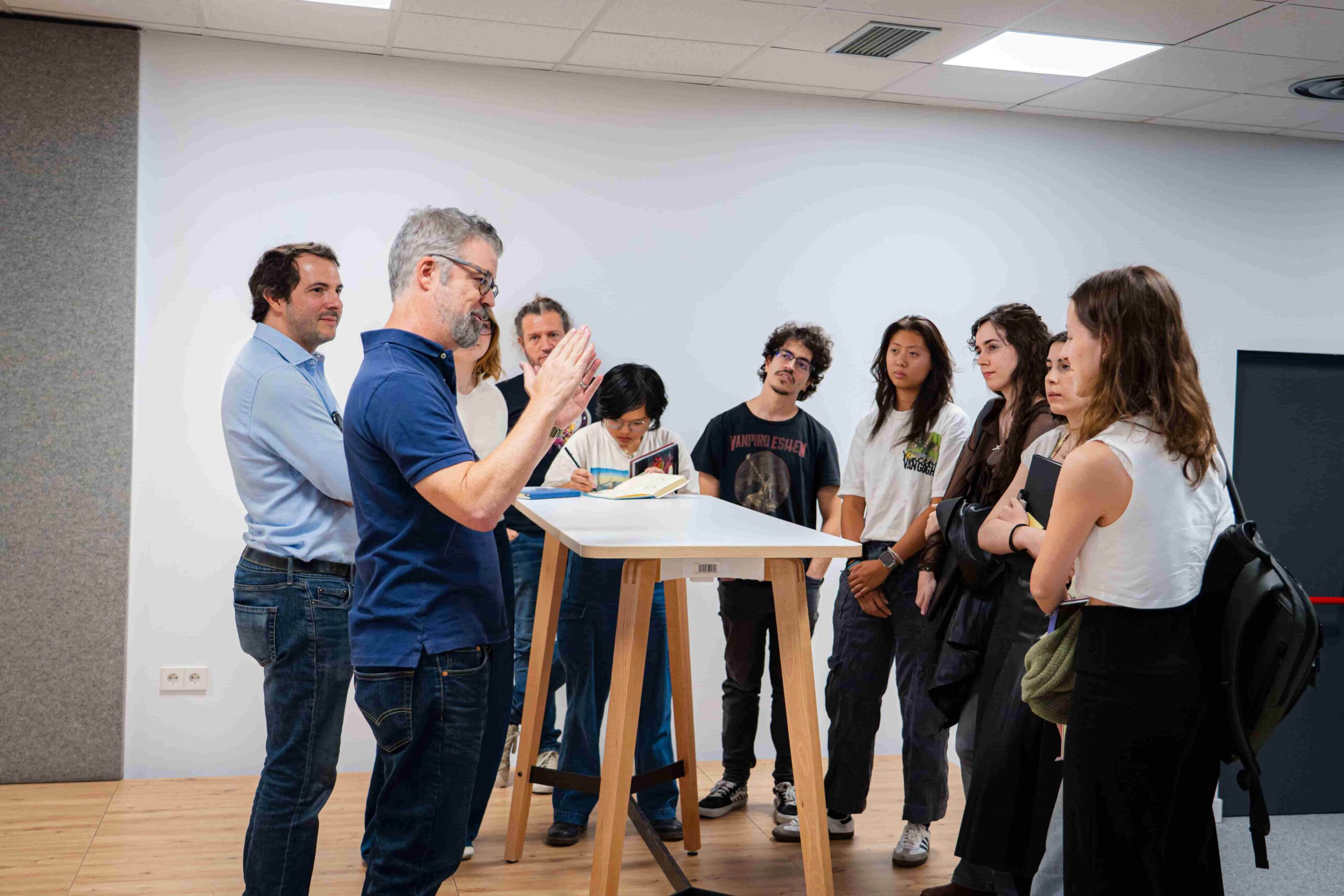 Bill Schwab, el artista detrás de Frozen y Moana, visita U-tad 7 Meet Bill Schwab utad 2